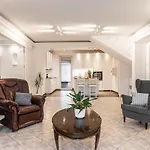 Villa Suburbia Budapest